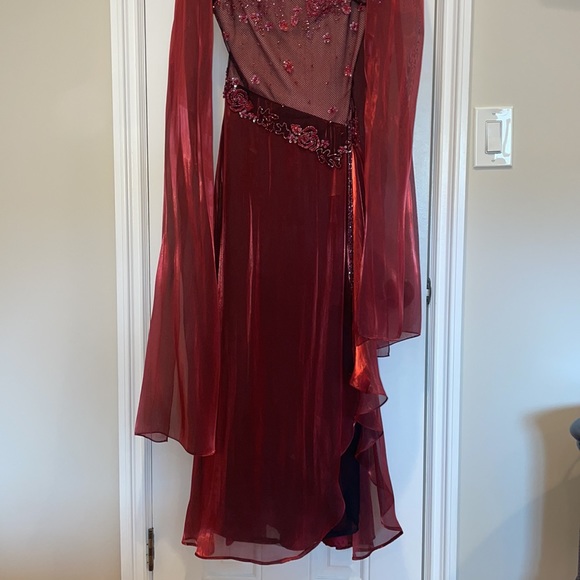 Alyce Formal Beaded Red Gown Size 8 - Picture 2 of 6